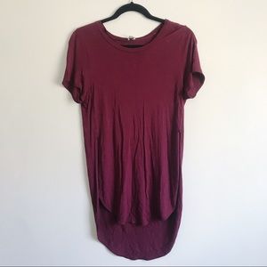 Aritzia Wilfred maroon shirt